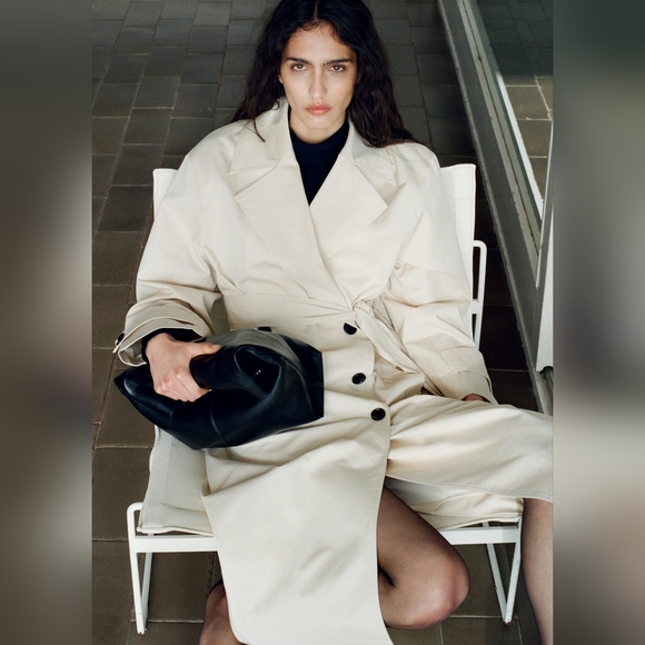 Sold Out - Picture 3 of 7